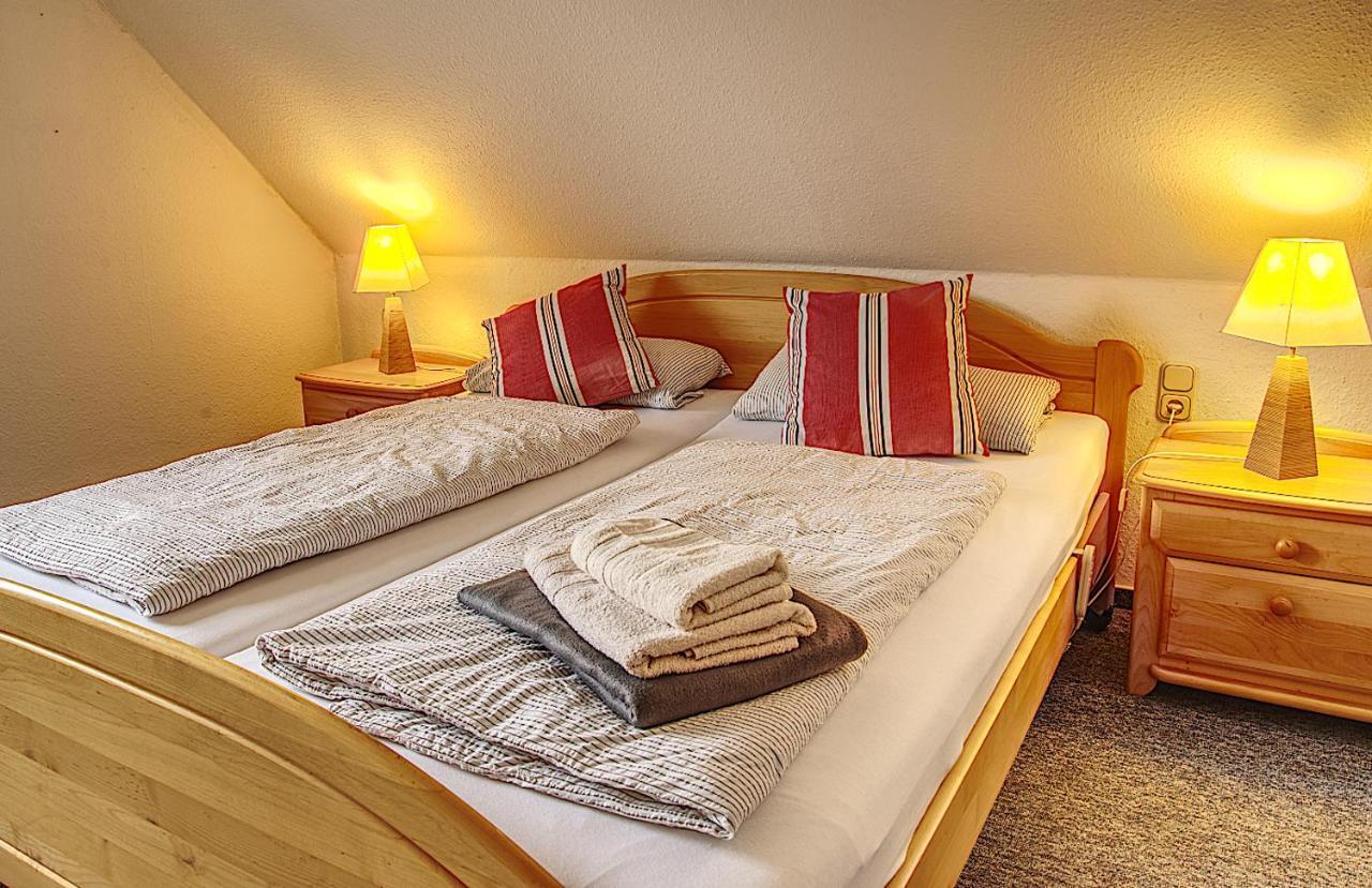Ferienhaus Robbers Mit 3 Schlafzimmer Hatten Exterior foto